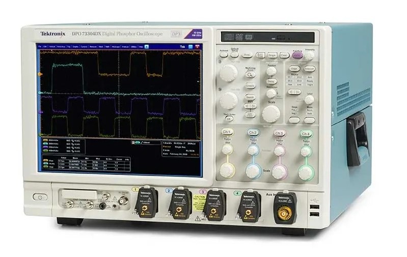 Tektronix MSO73304DX Mixed Signal Oscilloscope, 33 GHz, 4 + 16 Ch., 100 GS/s